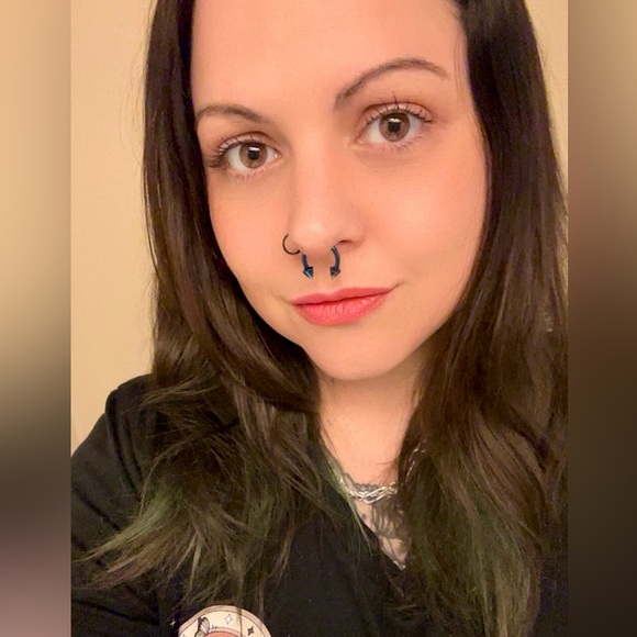 Meet your Posher, Casey - Picture 10 of 12